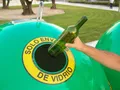 Contenedor reciclaje vidrio. ECOVIDRIO. Archivo.