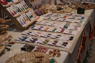 Mercadillo solidario de Navidad de la Cofradía de la Concha (15).JPG | Carlos G. Rodríguez