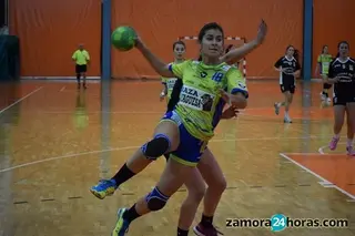 El Raza Sayaguesa se estrena en casa con victoria (25-20)
