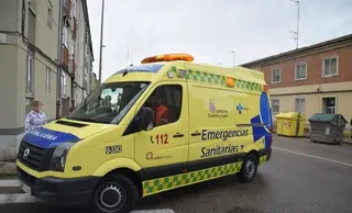 Ambulancia en la avenida de Galicia. Archivo