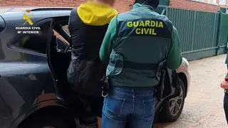   Un detenido tras desmantelar un punto de venta de droga en Zamora. Archivo