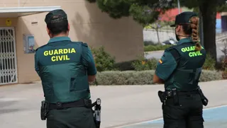 Dos agentes de la Guardia Civil. GUARDIA CIVIL. Archivo