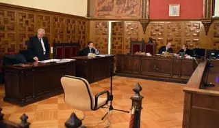 Declaran culpables a los cinco acusados en la denominada "trama solar"