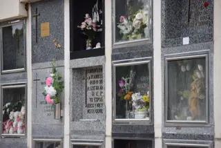 La sociedad zamorana acude al cementerio en el Día de Todos los Santos