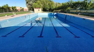 Imagen de archivo de una piscina