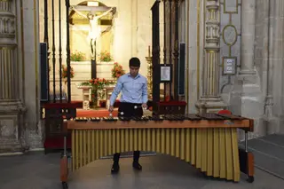 Manuel Monterrubio deleita con su marimba en un concierto íntimo