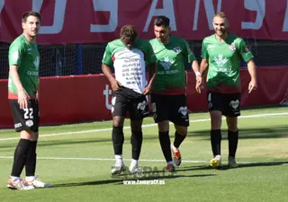 Luis Rivas celebra el gol del ascenso a Primera Federación contra San Sebastián de los Reyes. FOTO: ZAMORA CF.