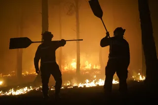 Operativo nocturno contra el fuego. ICAL