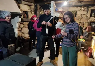 Homenaje a la mujer rural en Sanabria con un filandar