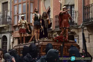 Jesús Camino del Calvario