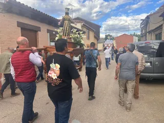 Procesión de la Novena a San Cayetano en Santa Croya de Tera