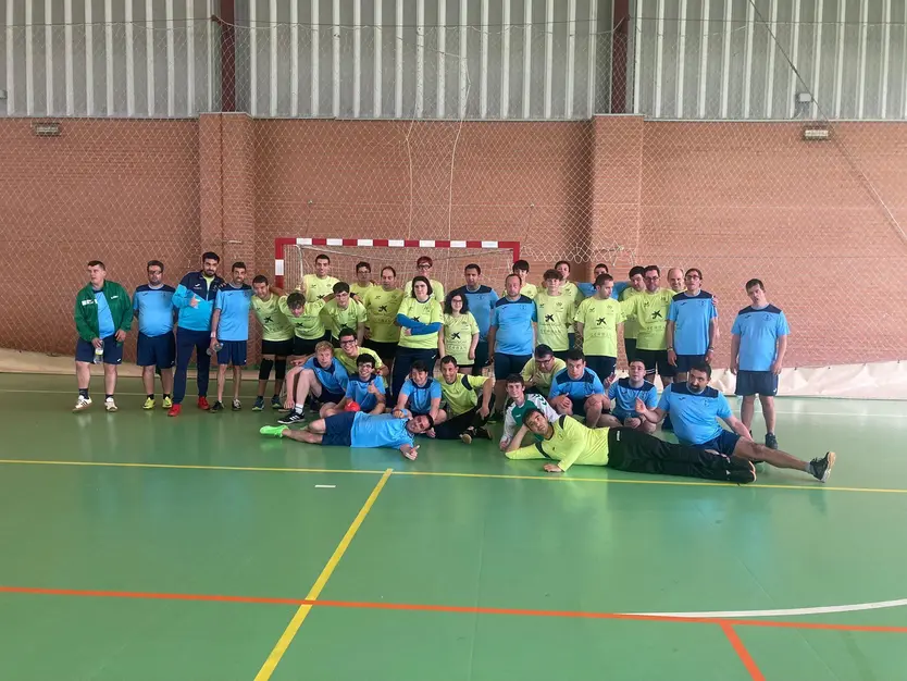 El equipo Asprosub Balonmano Zamora, campeón del Torneo de Balonmano Inclusivo de Valladolid