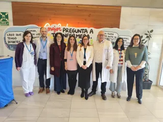 Profesionales de Enfermería en el hospital Virgen de la Concha celebran su Día Internacional