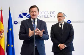 Miriam Chacón  ICAL. El presidente del Partido Popular de Castilla y León, Alfonso Fernández Mañueco, y el portavoz de Vox, Carlos Pollán, informan sobre el acuerdo de gobierno entre las dos formaciones políticas.