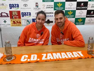 Ana Pérez y Raúl Pérez en la rueda de prensa